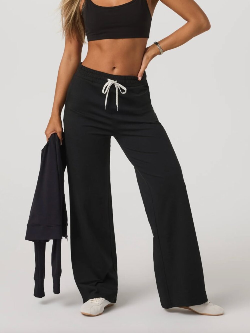 Vuori Women's Halo Essential Wideleg Pant
